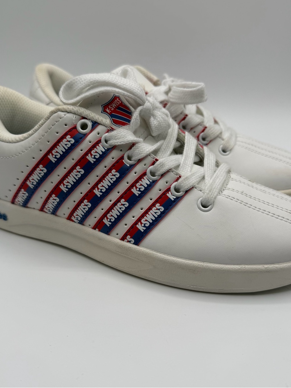 K-Swiss Court Style Womens 6 White Red Blue Low Top Sneakers Y2K Retro
